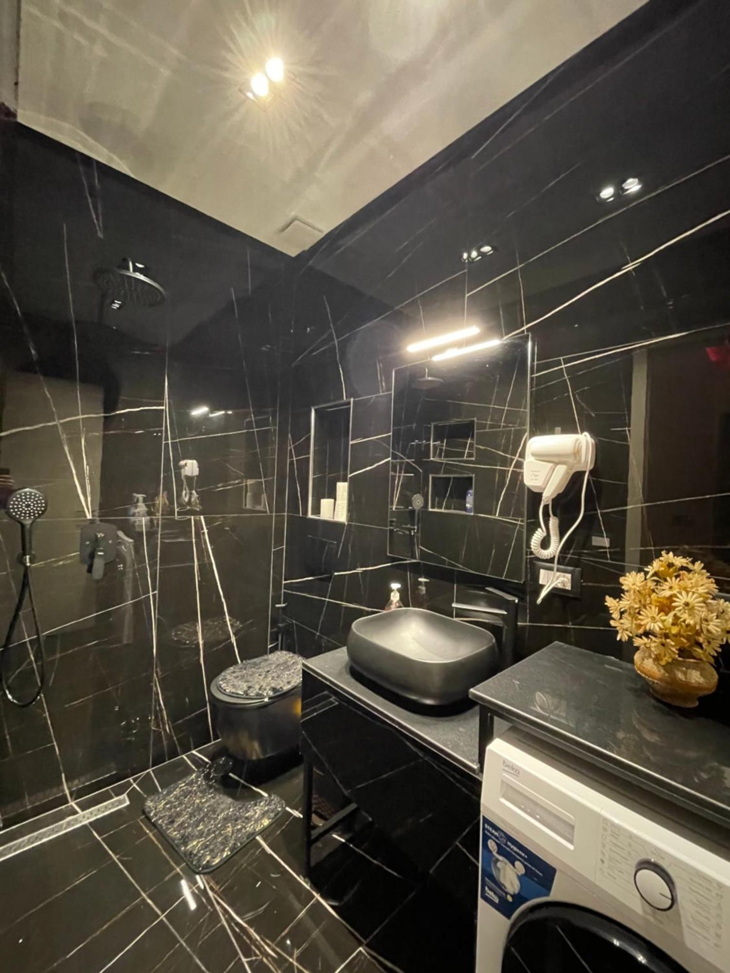 Sueno Apartments & Suites Tirana Extérieur photo