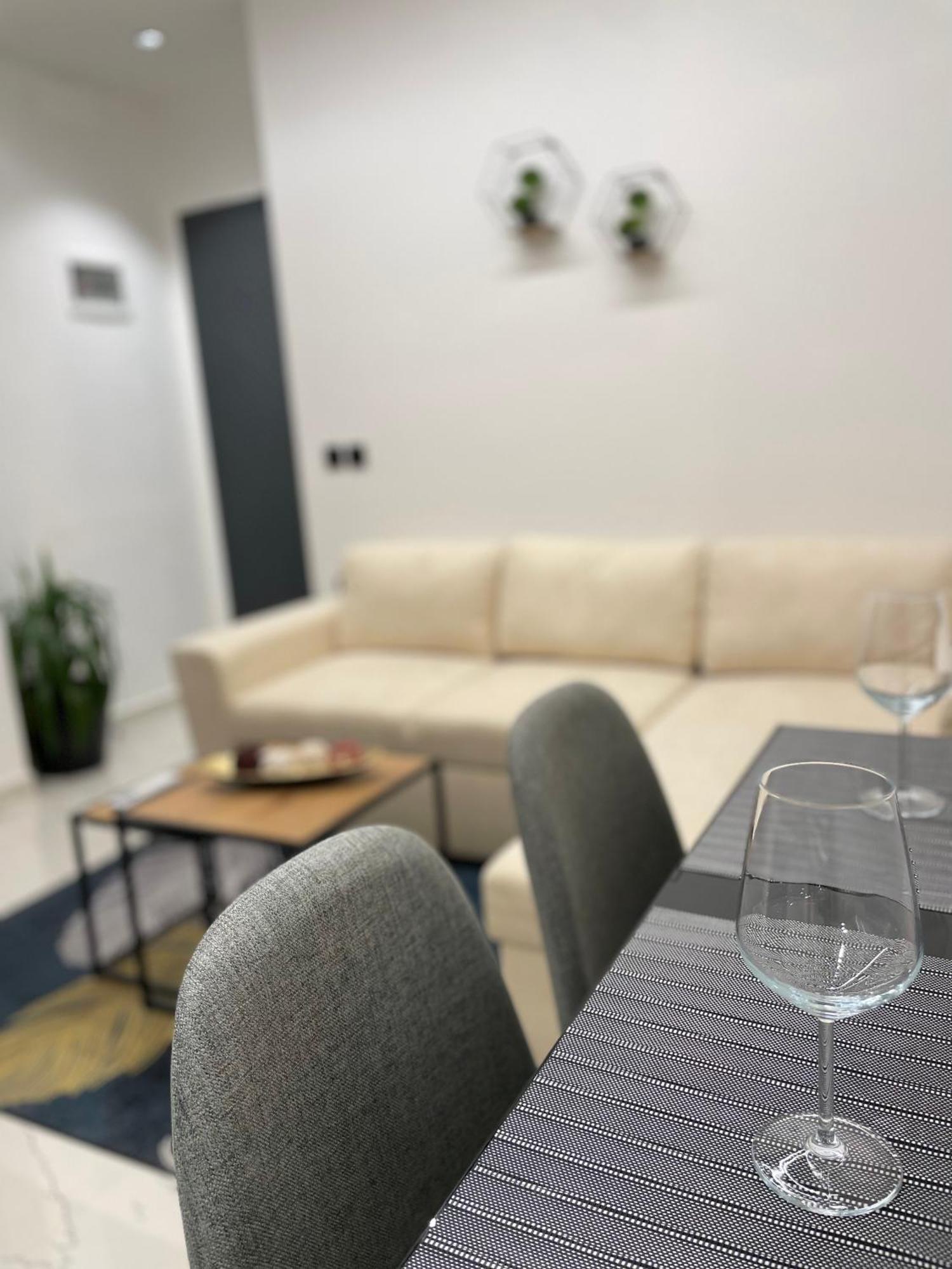 Sueno Apartments & Suites Tirana Extérieur photo